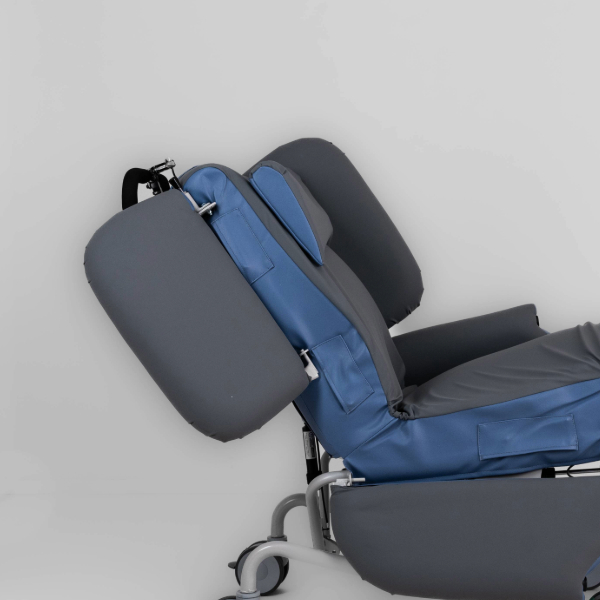 AirComfort Features-4- Removable and adjustable headrest