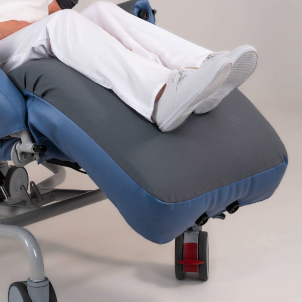 AirComfort Features-6-Leg rest (1)